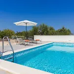 Dubrava - Heated Pool & Olive Grove Retreat I Brac Island