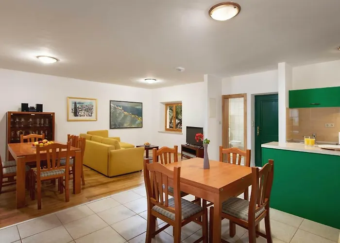 Villa Dubrava Peaceful Getaway In An Olive Grove With Heated Pool *